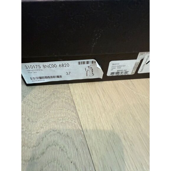 Women's Gucci 'Bernice' Patent Leather Peep-Toe Platform Pump, size 37 (EU) - Picture 7 of 16